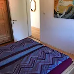 Nussbaum شقة غولنغ ان دير سالزا